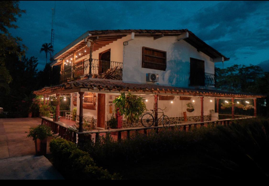 Hotel San Sebastian Del Tonusco Santa Fe de Antioquia Exterior photo